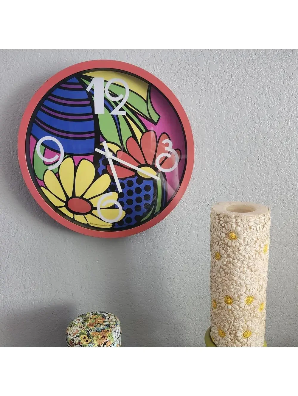 Groovy Floral Wall Clock Colorful Retro Daisy Veritime Inc/Edinburgh Designs Inc